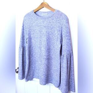 Zara Women’s Long Sleeved Light Grey Sweater Size Medium